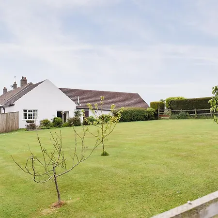 Holiday home Prior Dene *